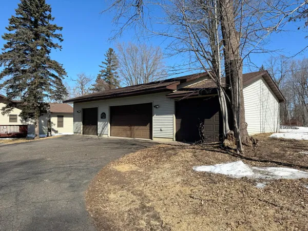 $774,900 | 8942 Eyota Way, Onamia, MN 56359