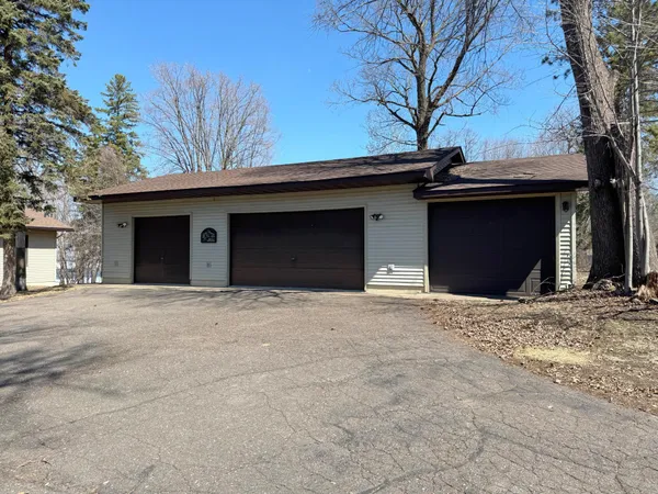 $769,900 | 8942 Eyota Way, Onamia, MN 56359