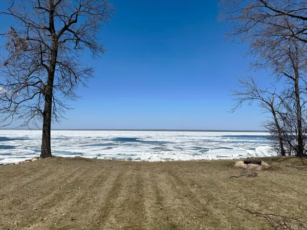 $769,900 | 8942 Eyota Way, Onamia, MN 56359