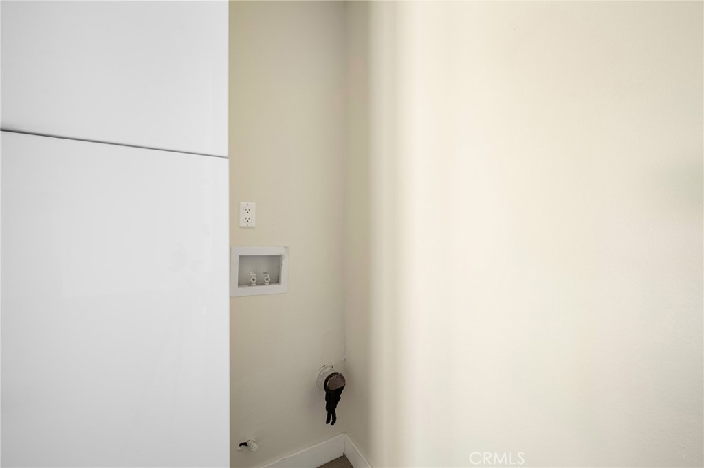 8435 Rincon Avenue Sun Valley, CA 91352 - Photo 15 of 61 a bathroom with a shower