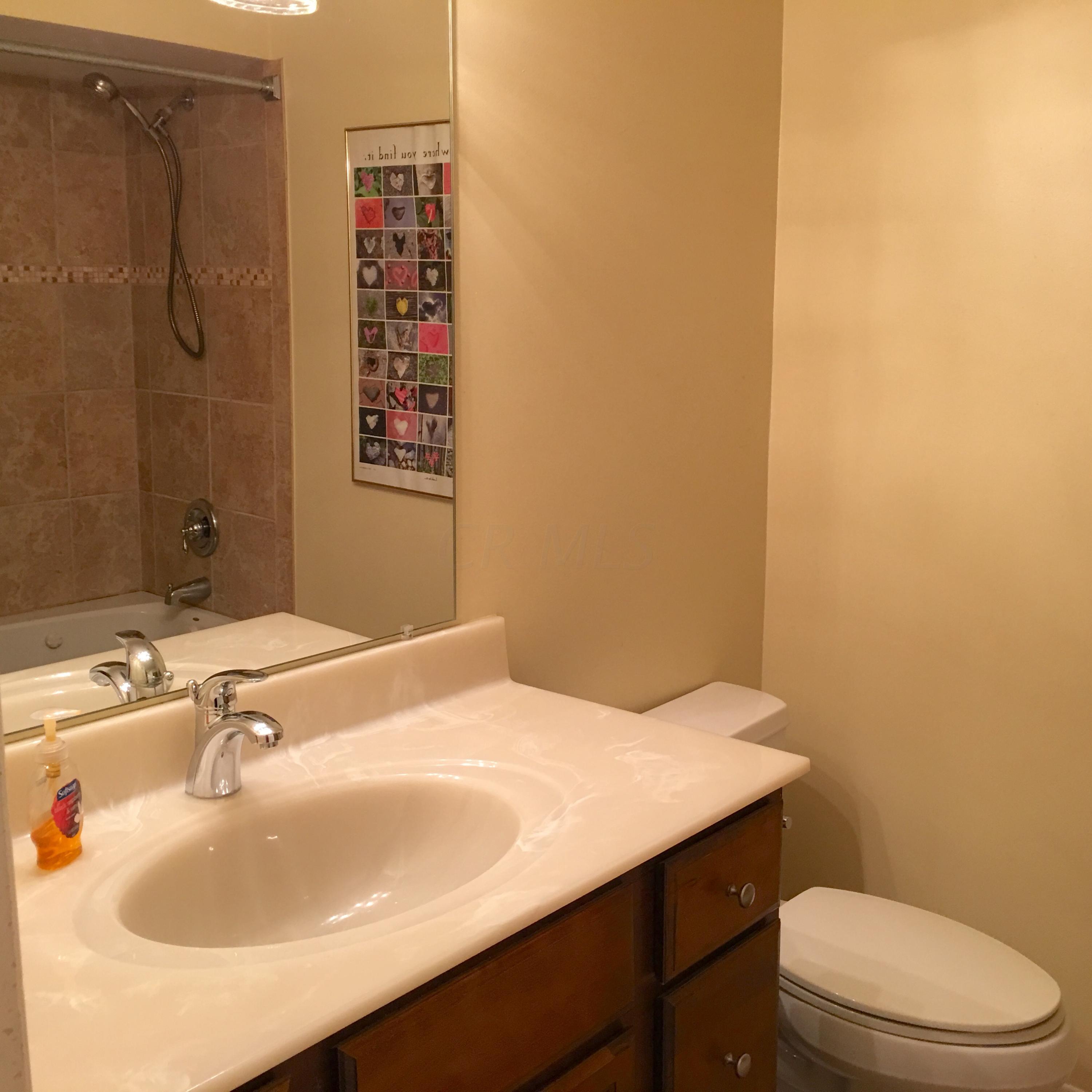 1704 Norma Road Columbus, OH 43229 - Photo 19 of 32 Gallery Image 19