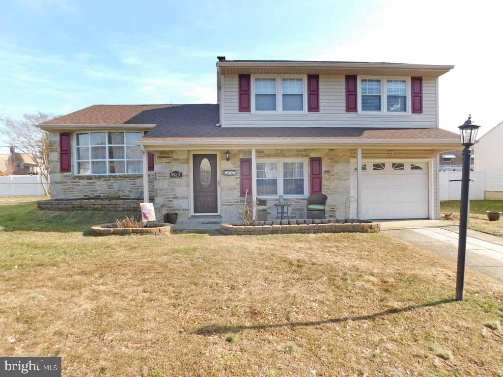 9989 Hardy Road Philadelphia, PA 19115 - Photo 2 of 21 Front view