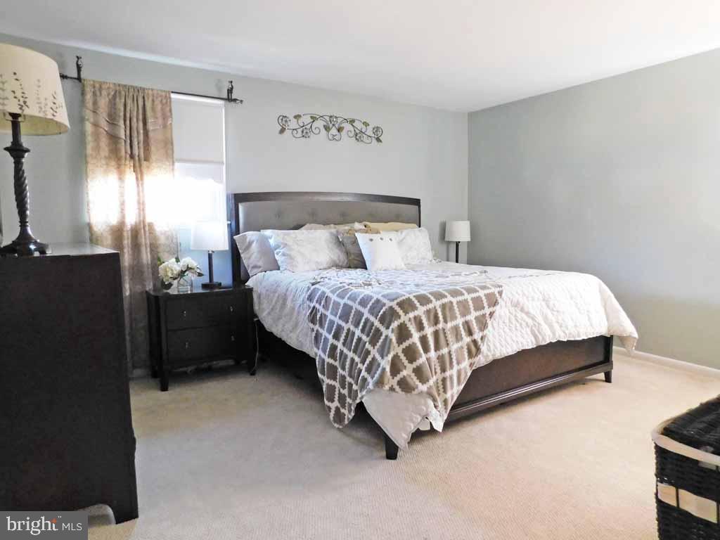 9989 Hardy Road Philadelphia, PA 19115 - Photo 9 of 21 Main Bedroom