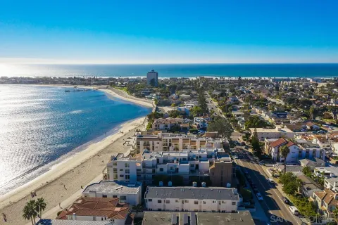 $3,350,000 | 3828 Riviera Drive, Unit 2B, San Diego, CA 92109
