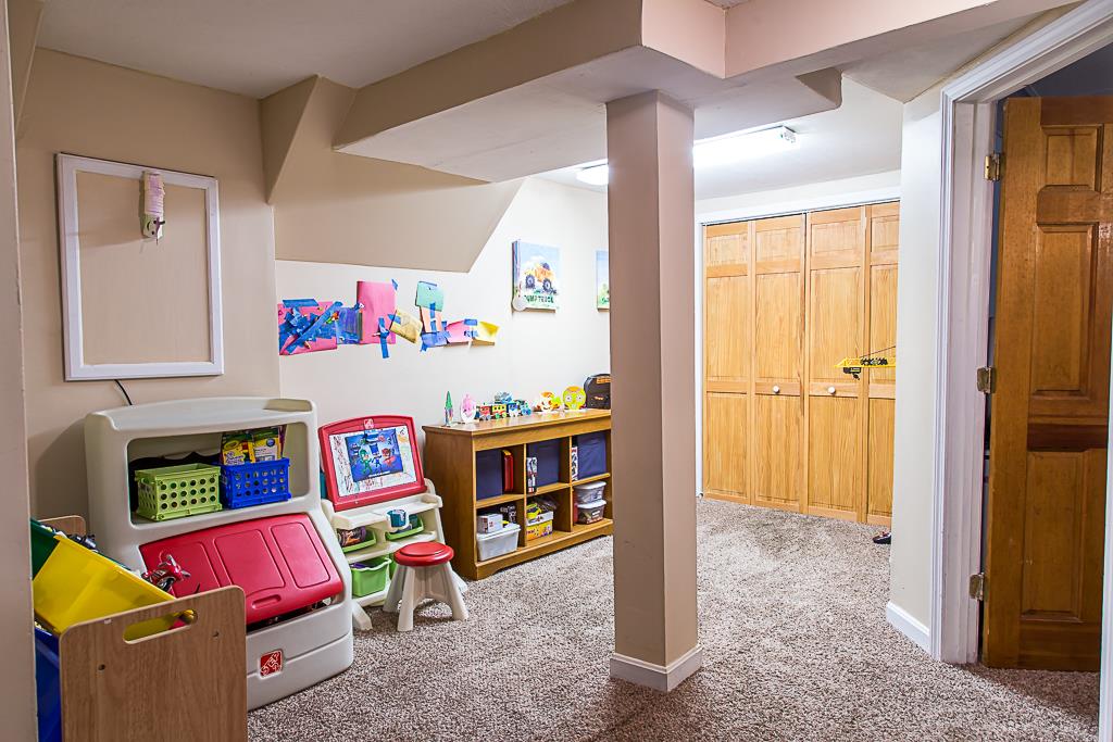 11 Greenough Road, Unit 3 Plaistow, NH 03865 - Photo 22 of 31 Gallery Image 22