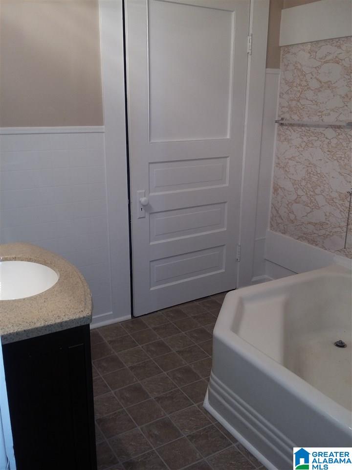 312 West Point Street Roanoke, AL 36274 - Photo 13 of 19