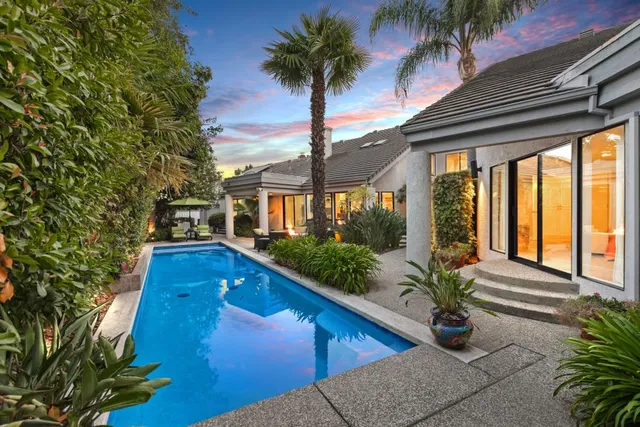 $1,360,000 | 943 Shore Breeze Drive, Sacramento, CA 95831