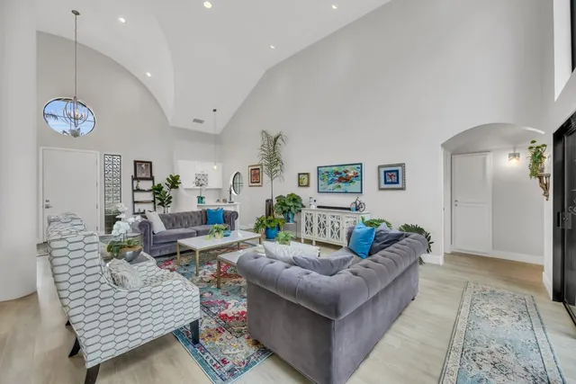 $1,360,000 | 943 Shore Breeze Drive, Sacramento, CA 95831