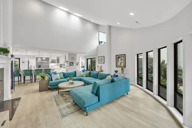 $1,360,000 | 943 Shore Breeze Drive, Sacramento, CA 95831