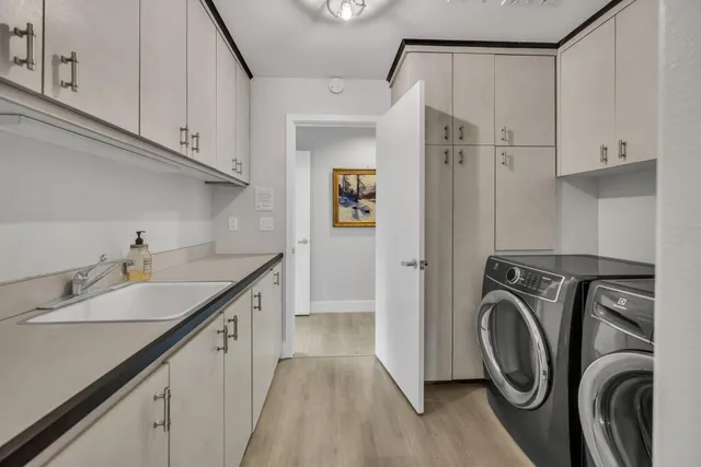 $1,360,000 | 943 Shore Breeze Drive, Sacramento, CA 95831