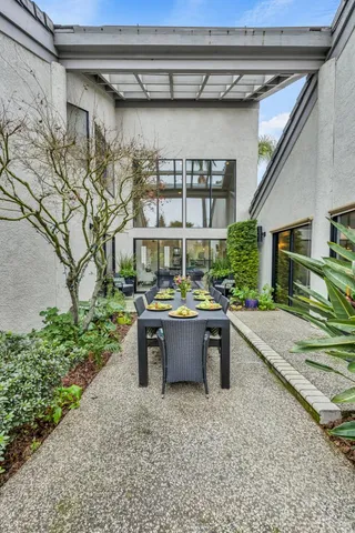 $1,360,000 | 943 Shore Breeze Drive, Sacramento, CA 95831