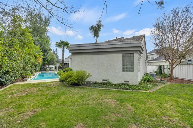 $1,360,000 | 943 Shore Breeze Drive, Sacramento, CA 95831