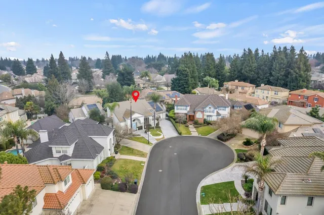 $1,360,000 | 943 Shore Breeze Drive, Sacramento, CA 95831