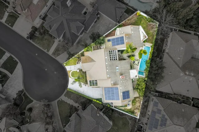 $1,360,000 | 943 Shore Breeze Drive, Sacramento, CA 95831