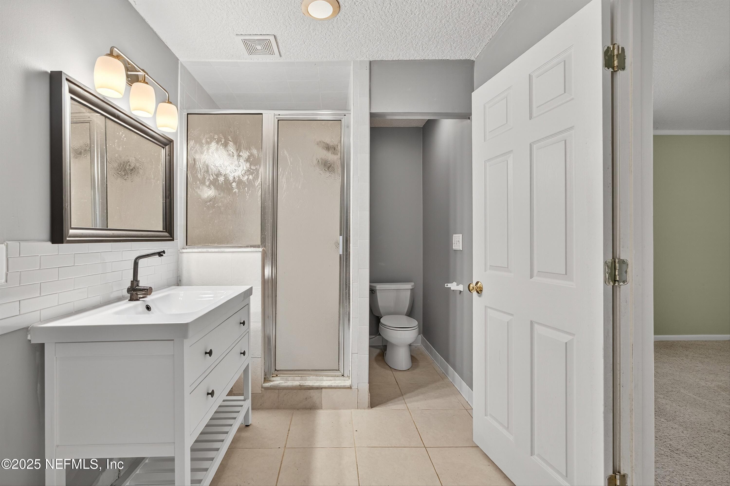 10657 Coleman Road Jacksonville, FL 32257 - Photo 17 of 36 Primary Bath -