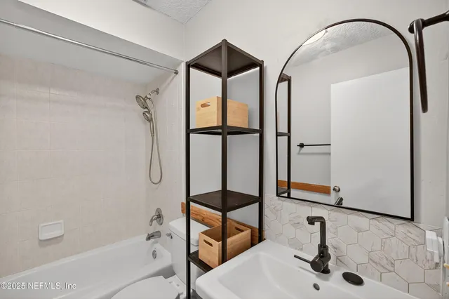 $415,000 | 10657 Coleman Road, Jacksonville, FL 32257