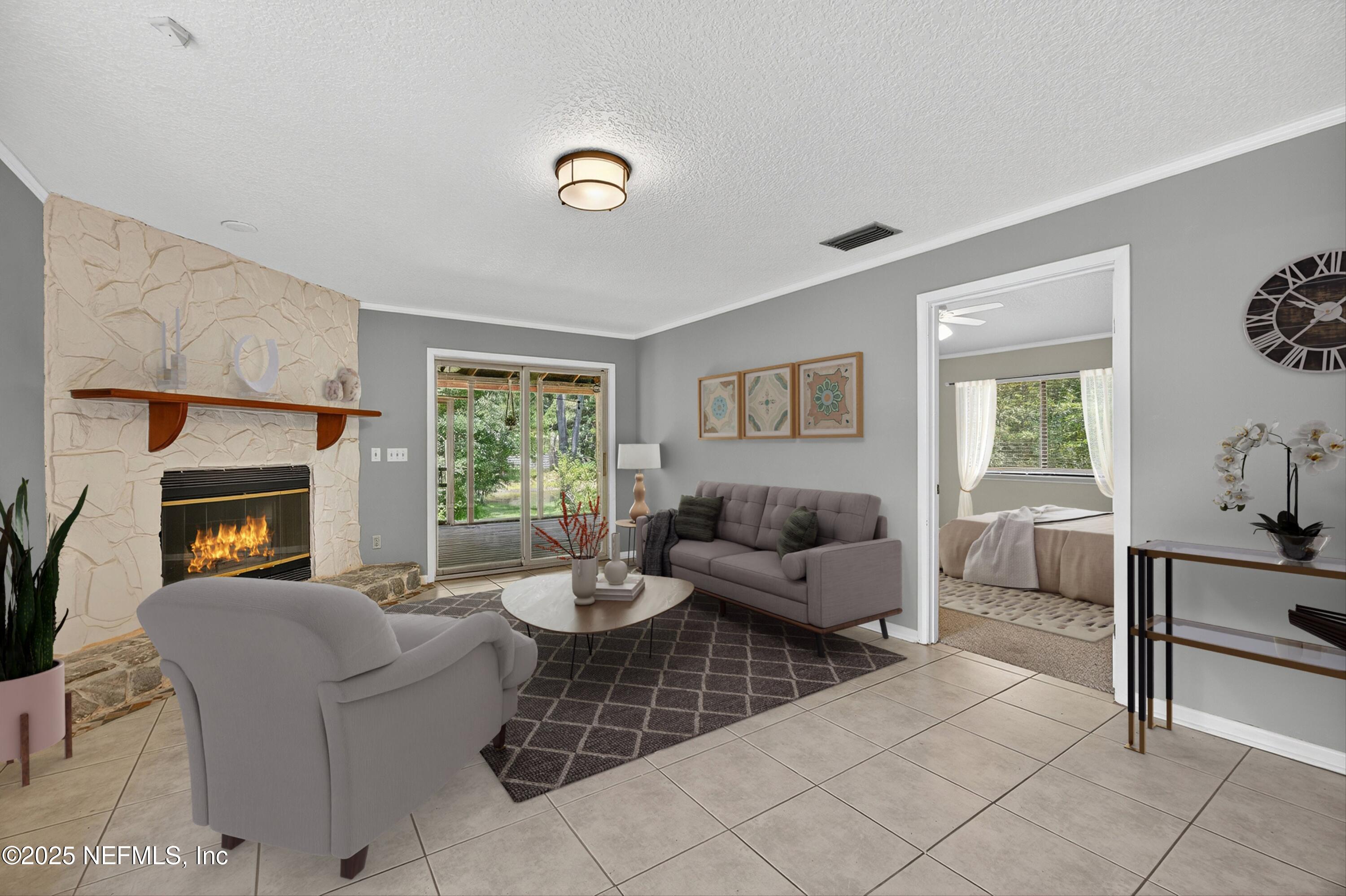 10657 Coleman Road Jacksonville, FL 32257 - Photo 10 of 36 Virtual Staged Family Room