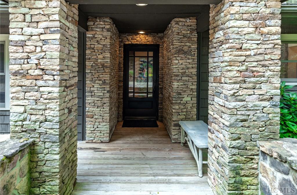 105 Hickory Ridge Road Scaly Mountain, NC 28775 - Photo 4 of 49 Gallery Image 4