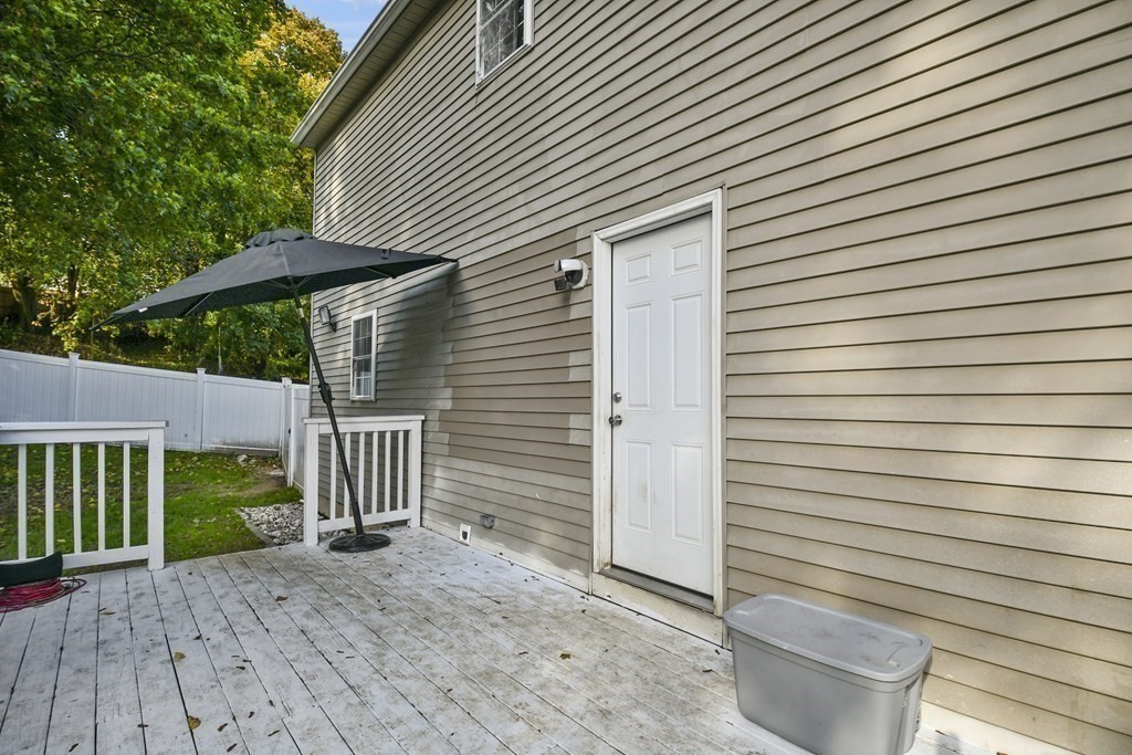 44 Catalpa Circle Worcester, MA 01603 - Photo 6 of 29 a view of outdoor space and yard