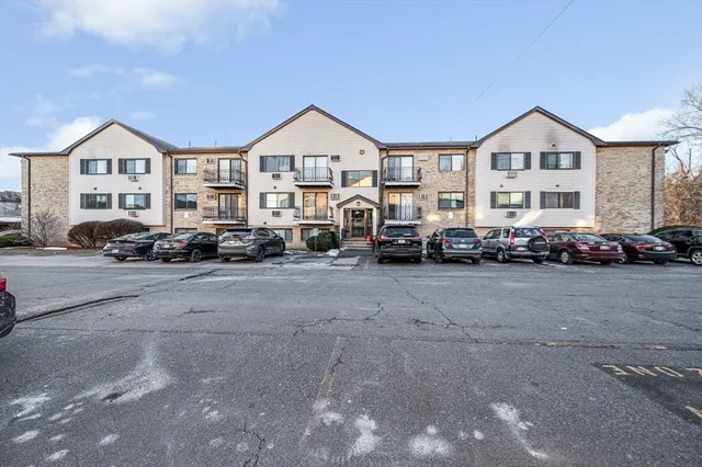 $289,900 | 293-311 Pawtucket Boulevard, Unit 9, Lowell, MA 01854