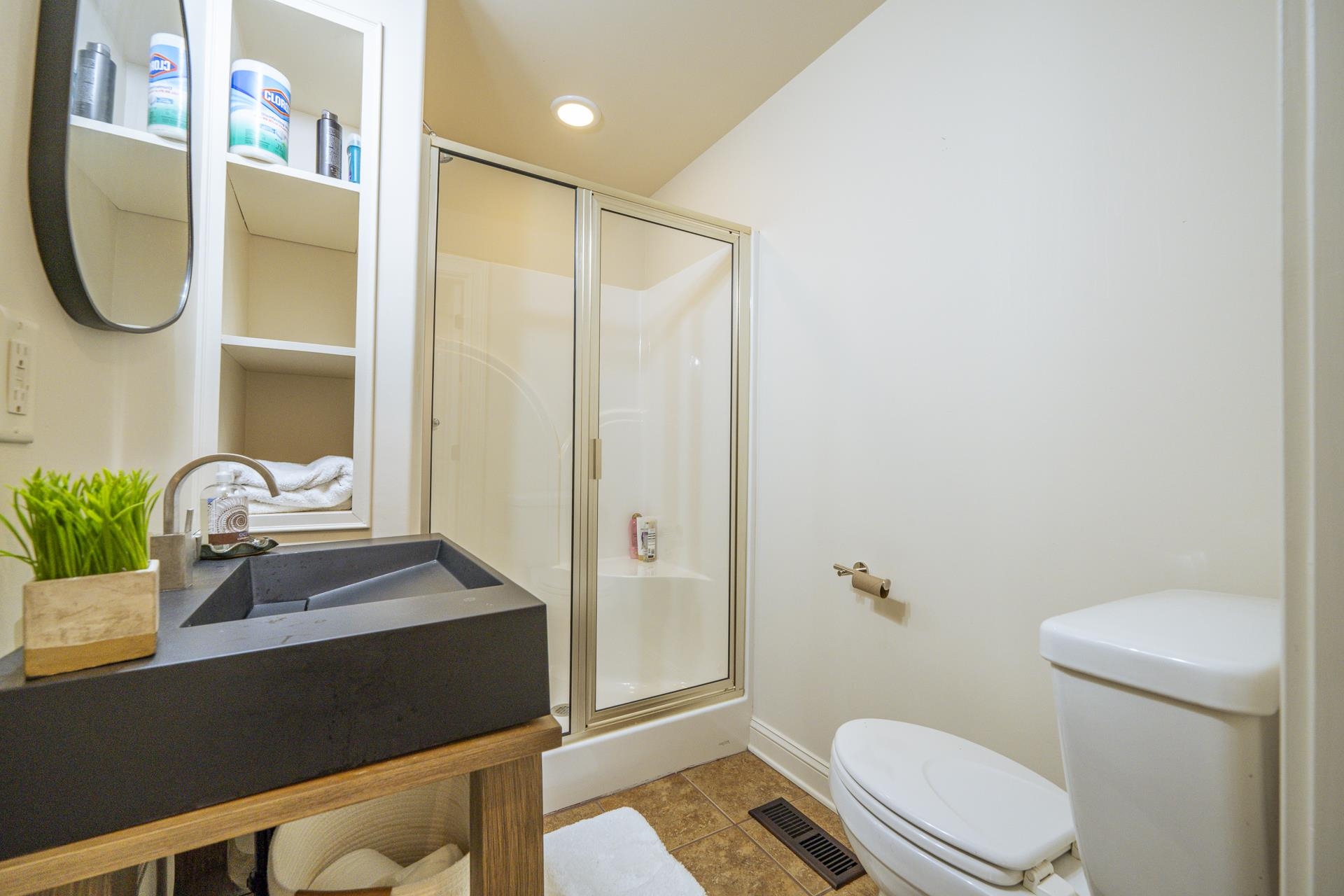 105 Riviera Cove Savannah, TN 38372 - Photo 34 of 40 a bathroom with a sink toilet and shower