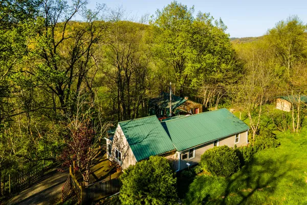 $290,000 | 31821 State Highway, Wauzeka, WI 53826