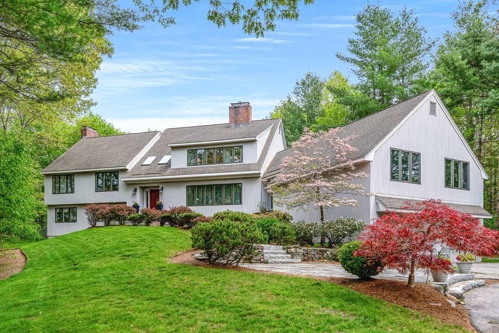 40 Marbleridge Road North Andover, MA 01845 - Photo 1 of 38 Gallery Image 1