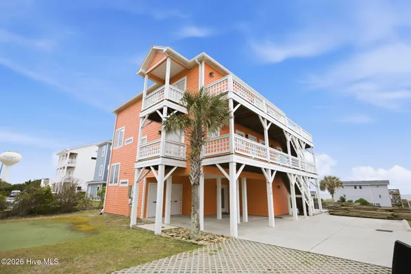 $1,950,000 | 100 9th Street, Emerald Isle, NC 28594