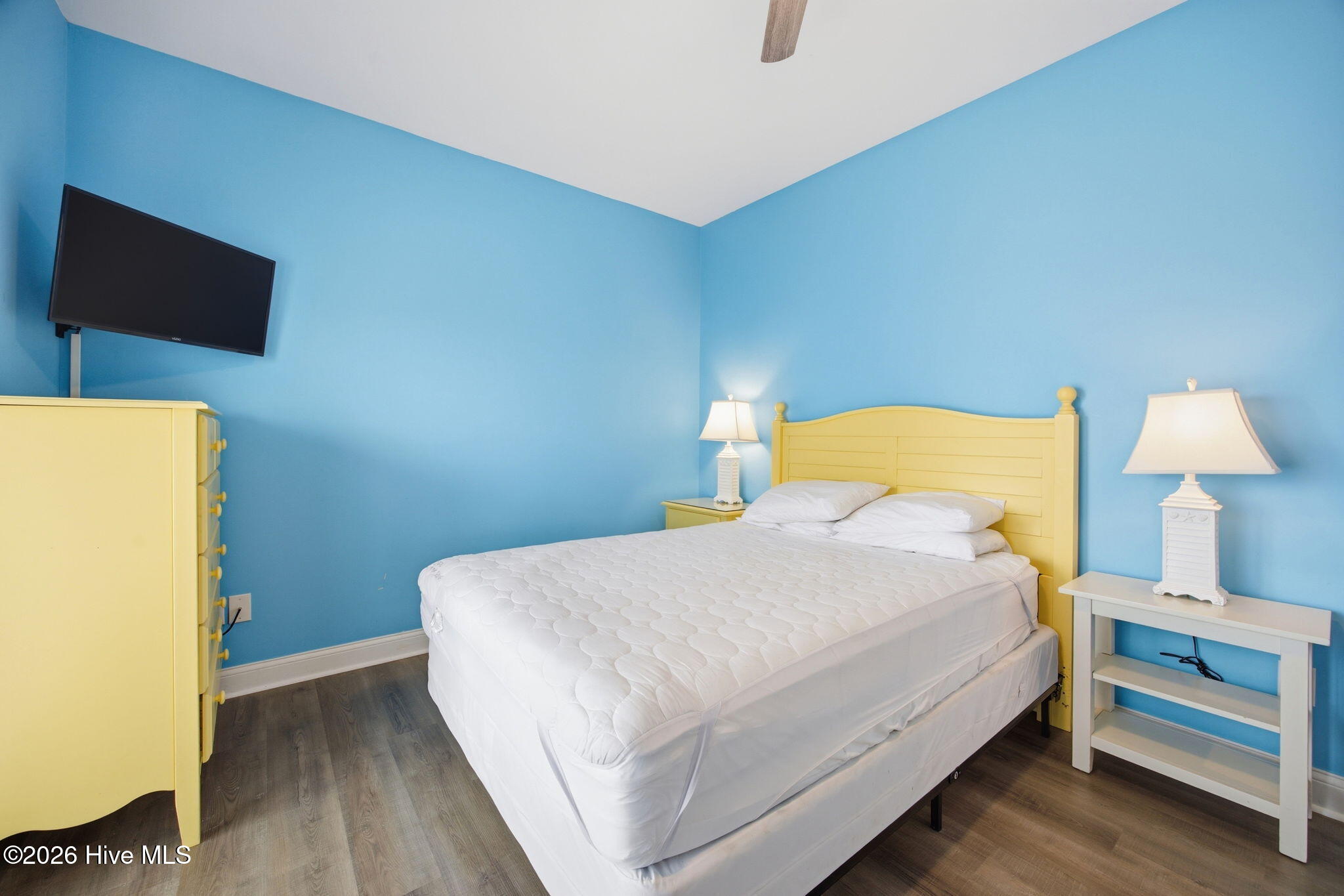 100 9th Street Emerald Isle, NC 28594 - Photo 21 of 64 Bed Rm #2