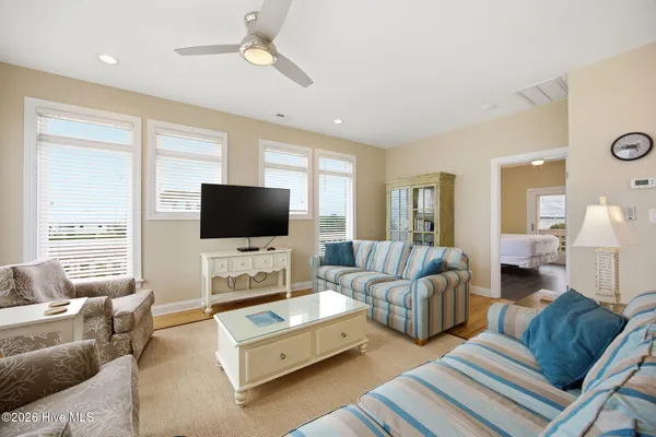 $1,950,000 | 100 9th Street, Emerald Isle, NC 28594