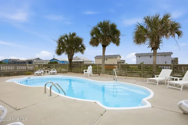 $1,950,000 | 100 9th Street, Emerald Isle, NC 28594