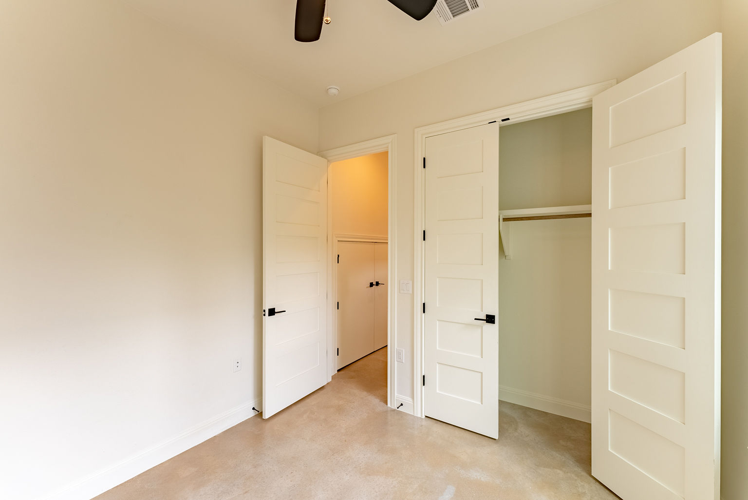 1101 Summit Street, Unit 1 Austin, TX 78741 - Photo 13 of 32