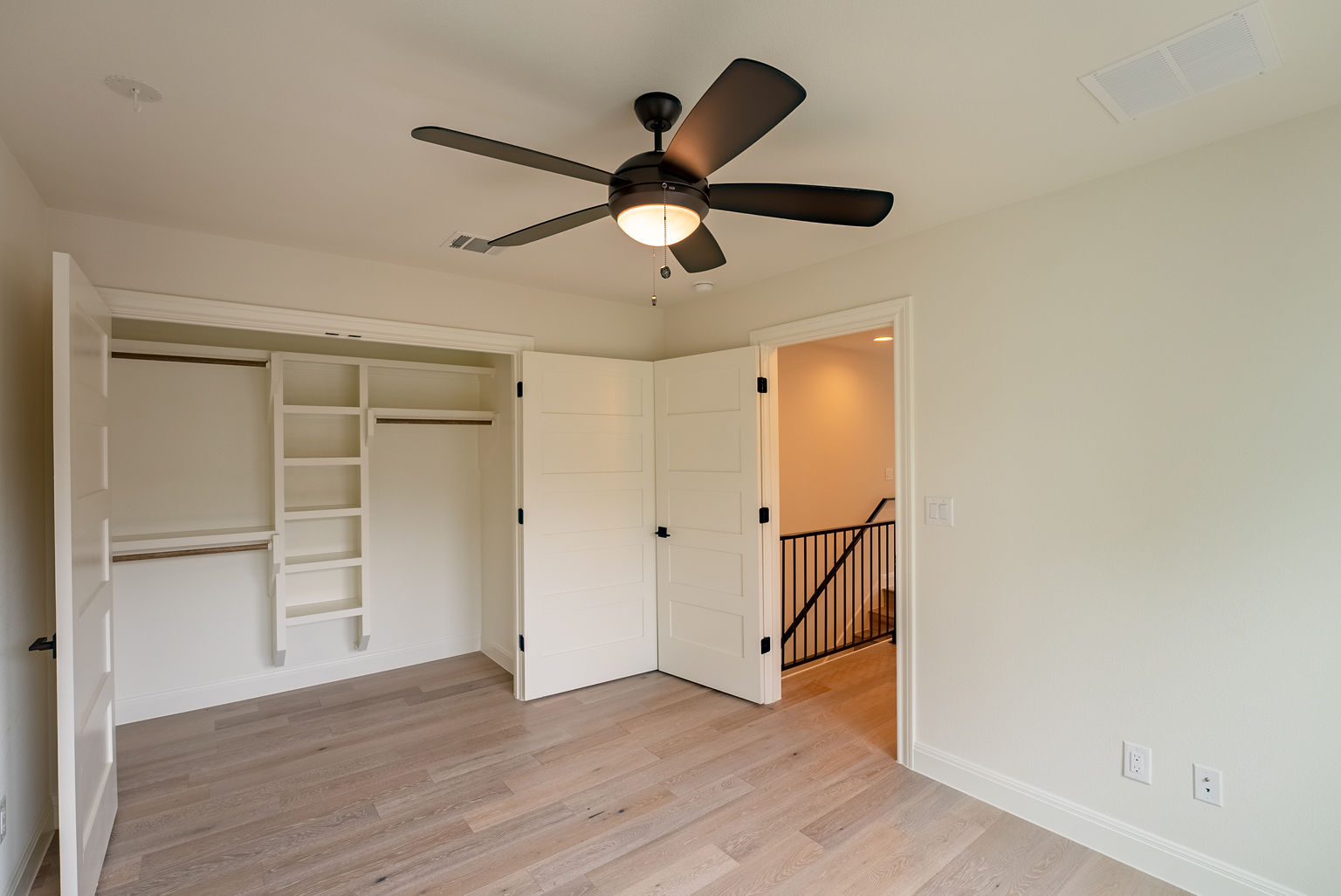 1101 Summit Street, Unit 1 Austin, TX 78741 - Photo 29 of 32