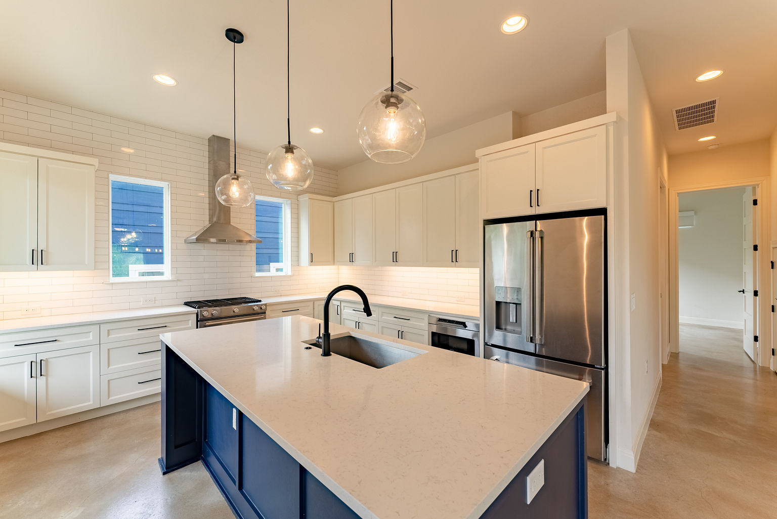 1101 Summit Street, Unit 1 Austin, TX 78741 - Photo 8 of 32