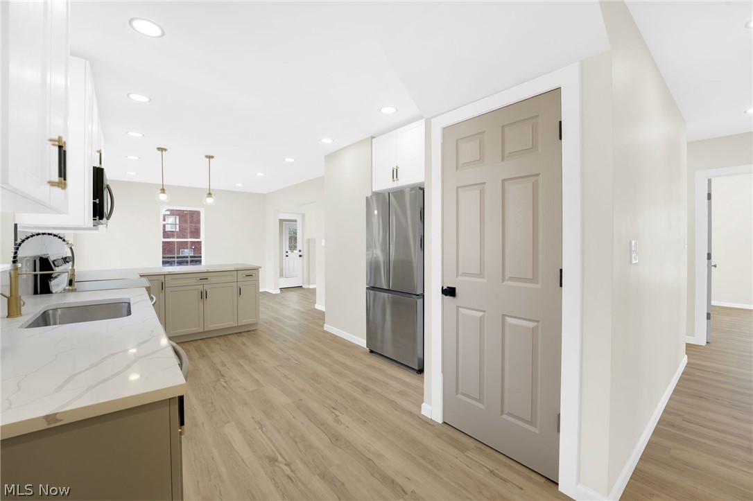 8612 West Moreland Road Cleveland, OH 44129 - Photo 8 of 40 Gallery Image 8