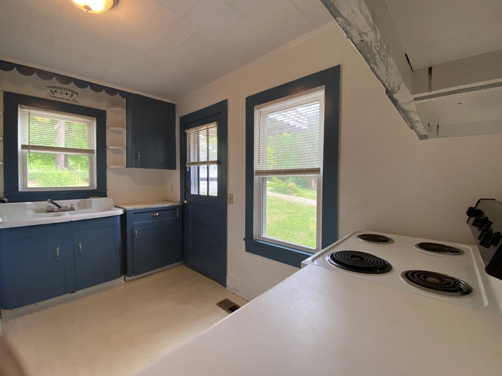 2136 Poorhouse Road Victoria, VA 23974 - Photo 21 of 31 Gallery Image 21