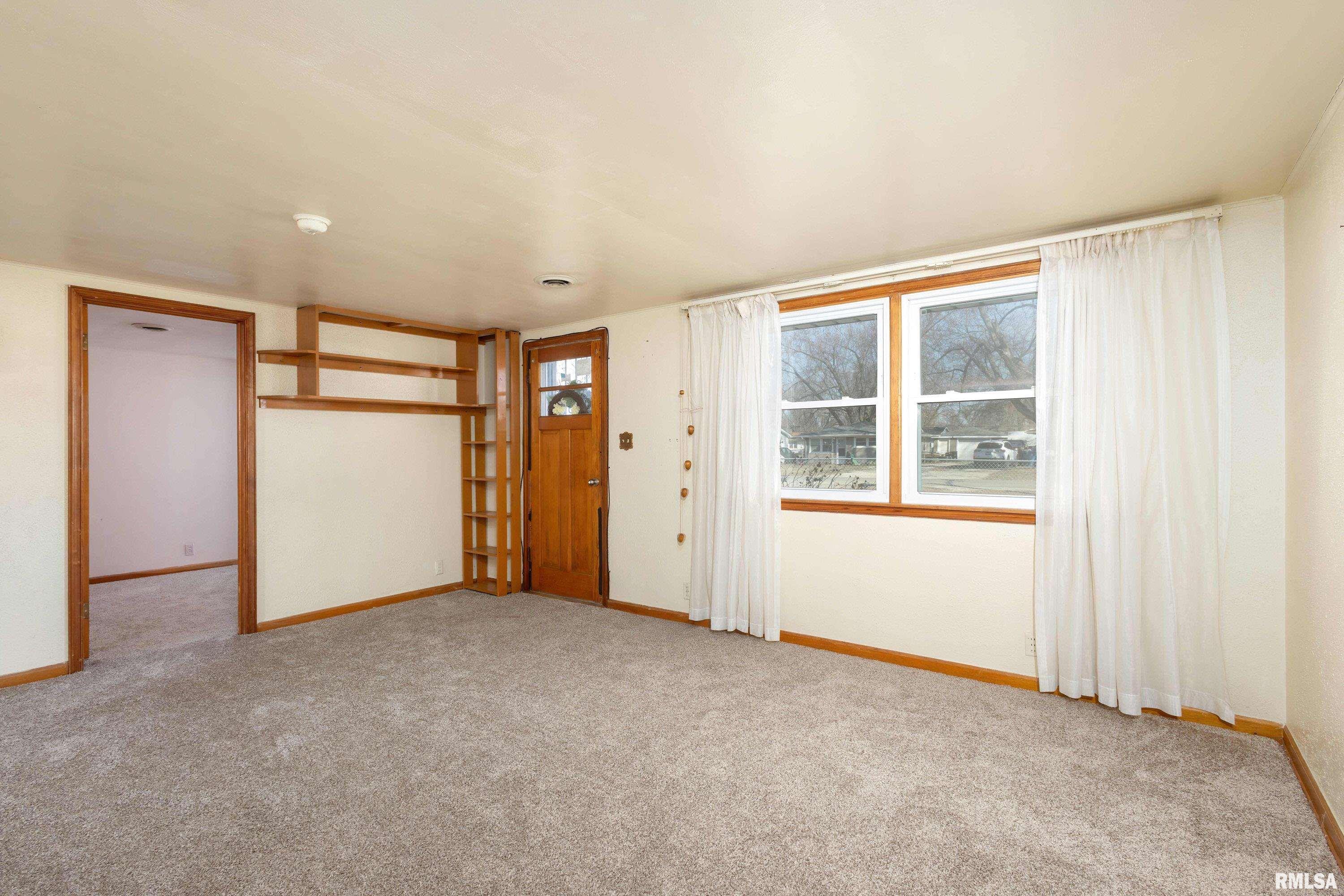 514 14th Avenue Silvis, IL 61282 - Photo 7 of 22