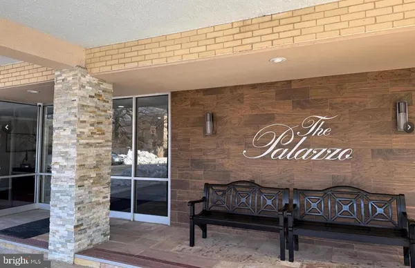 $1,745 | 5353 Columbia Pike, Unit 509, Arlington, VA 22204