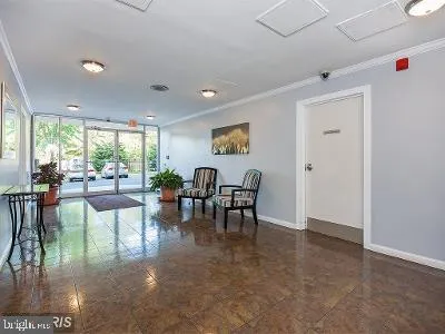 $1,745 | 5353 Columbia Pike, Unit 509, Arlington, VA 22204