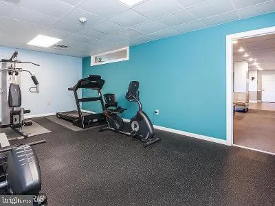 $1,745 | 5353 Columbia Pike, Unit 509, Arlington, VA 22204