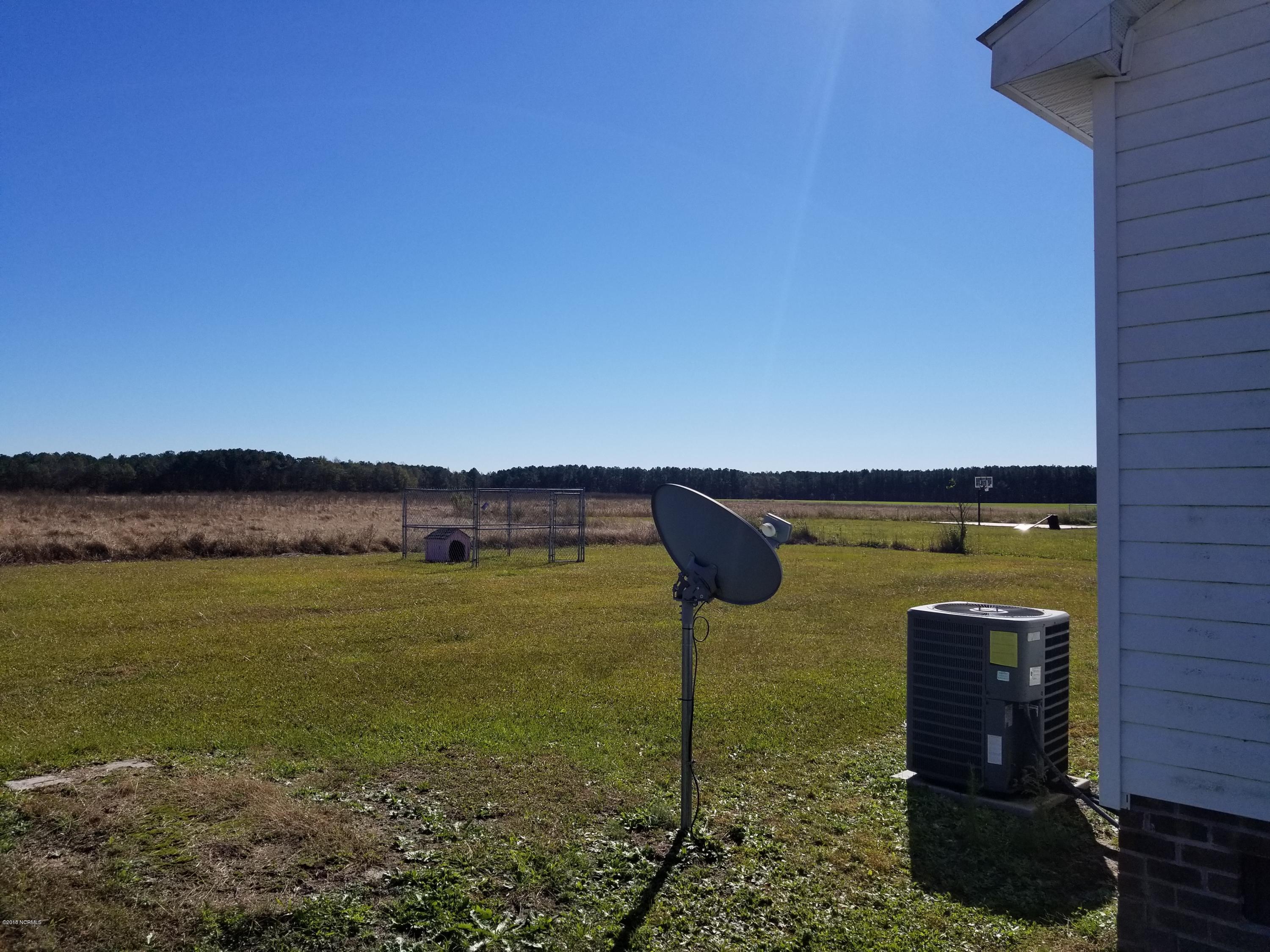 563 Taylor Road Chocowinity, NC 27817 - Photo 6 of 25 006