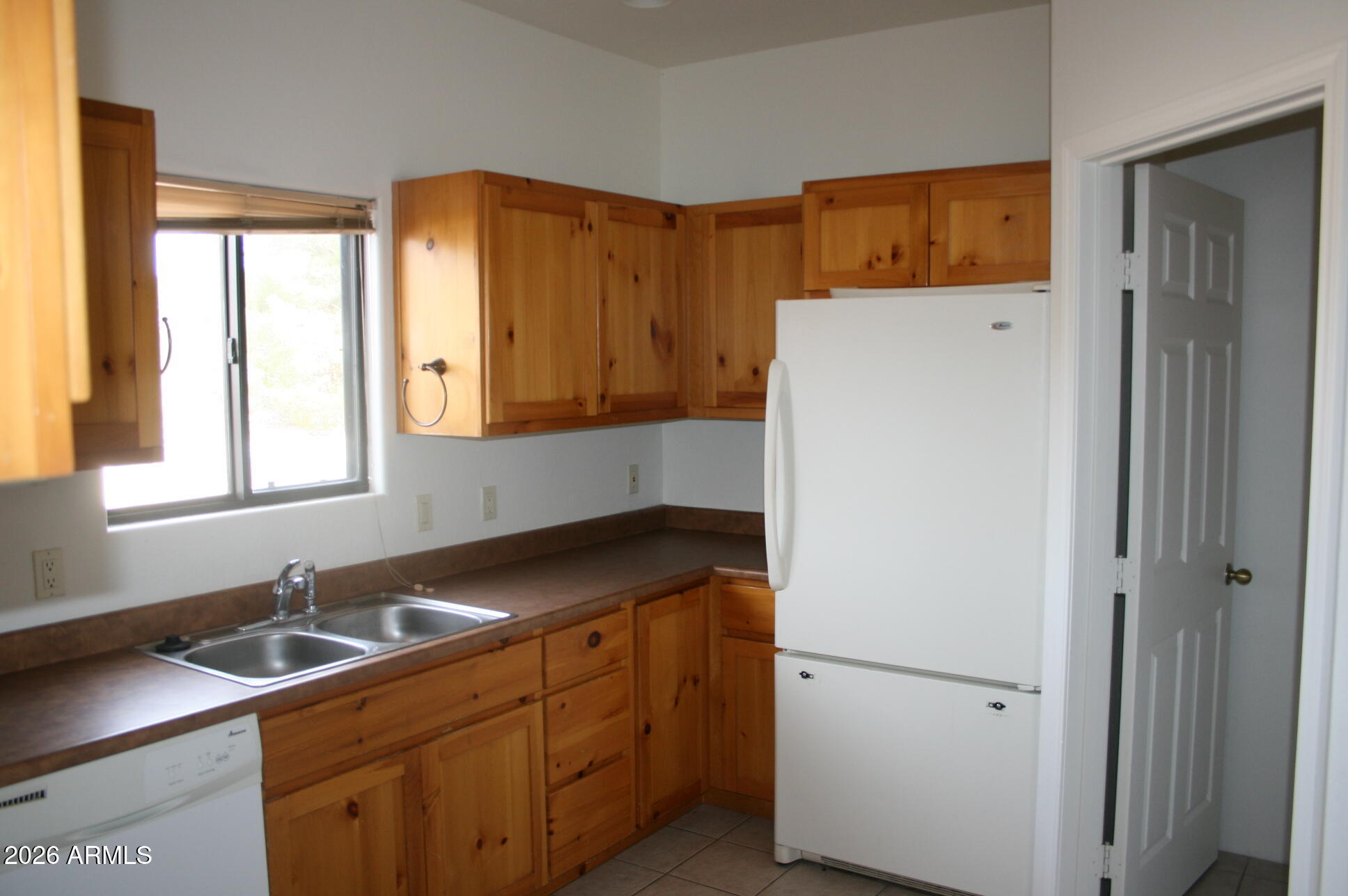 5920 Thunder Ridge Road, Unit 2 Rimrock, AZ 86335 - Photo 4 of 11 IMG_8005