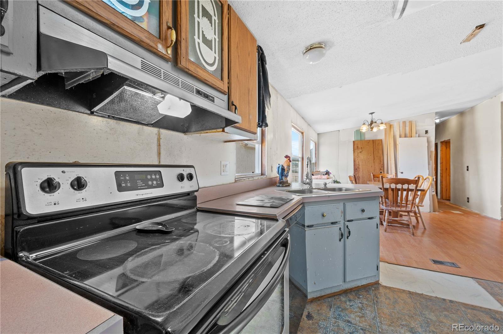 1 Ridgeway Court Florence, CO 81226 - Photo 9 of 30 Gallery Image 9