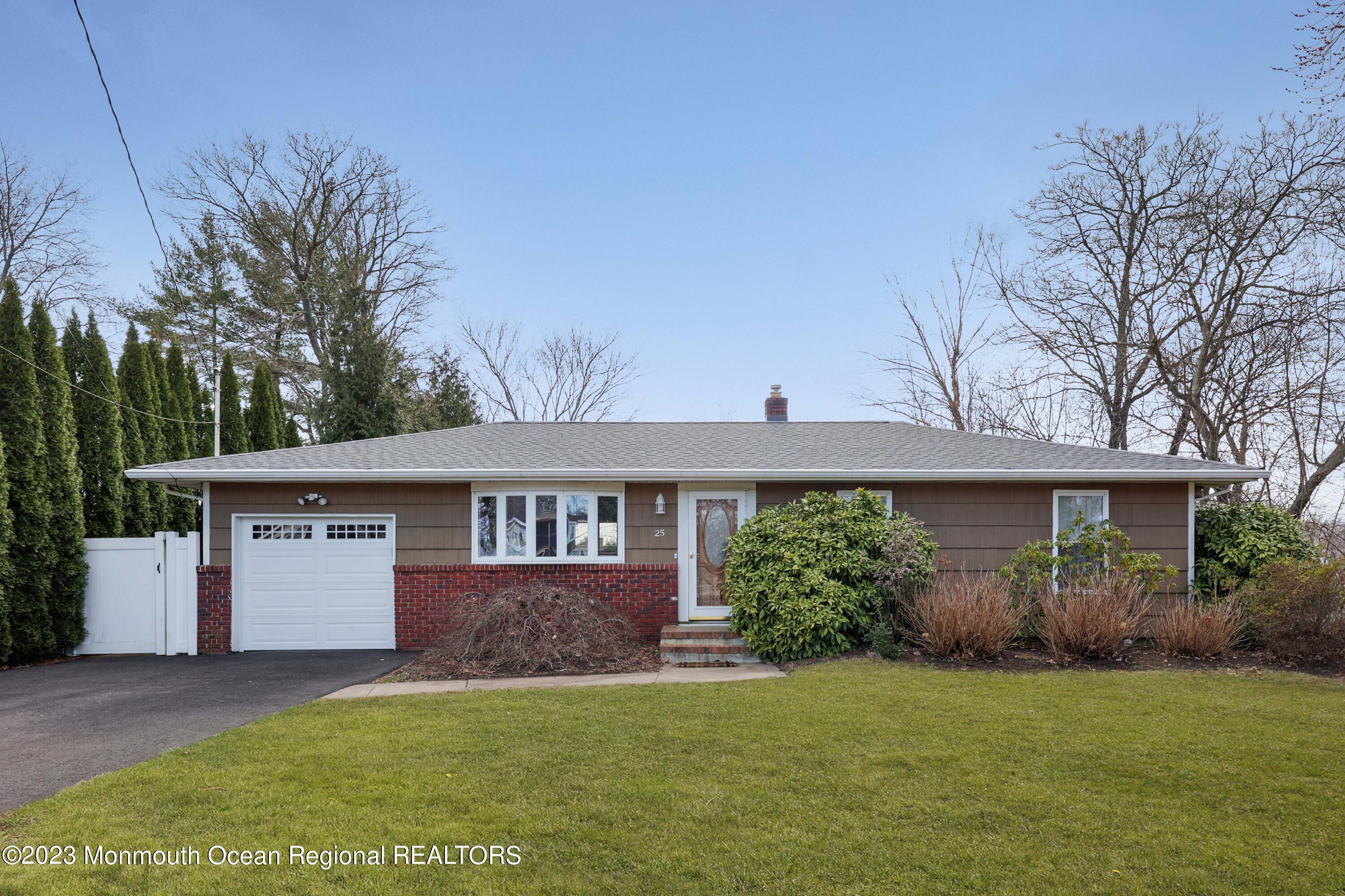 25 Middlesex Road Matawan, NJ 07747 - Photo 1 of 37 front view