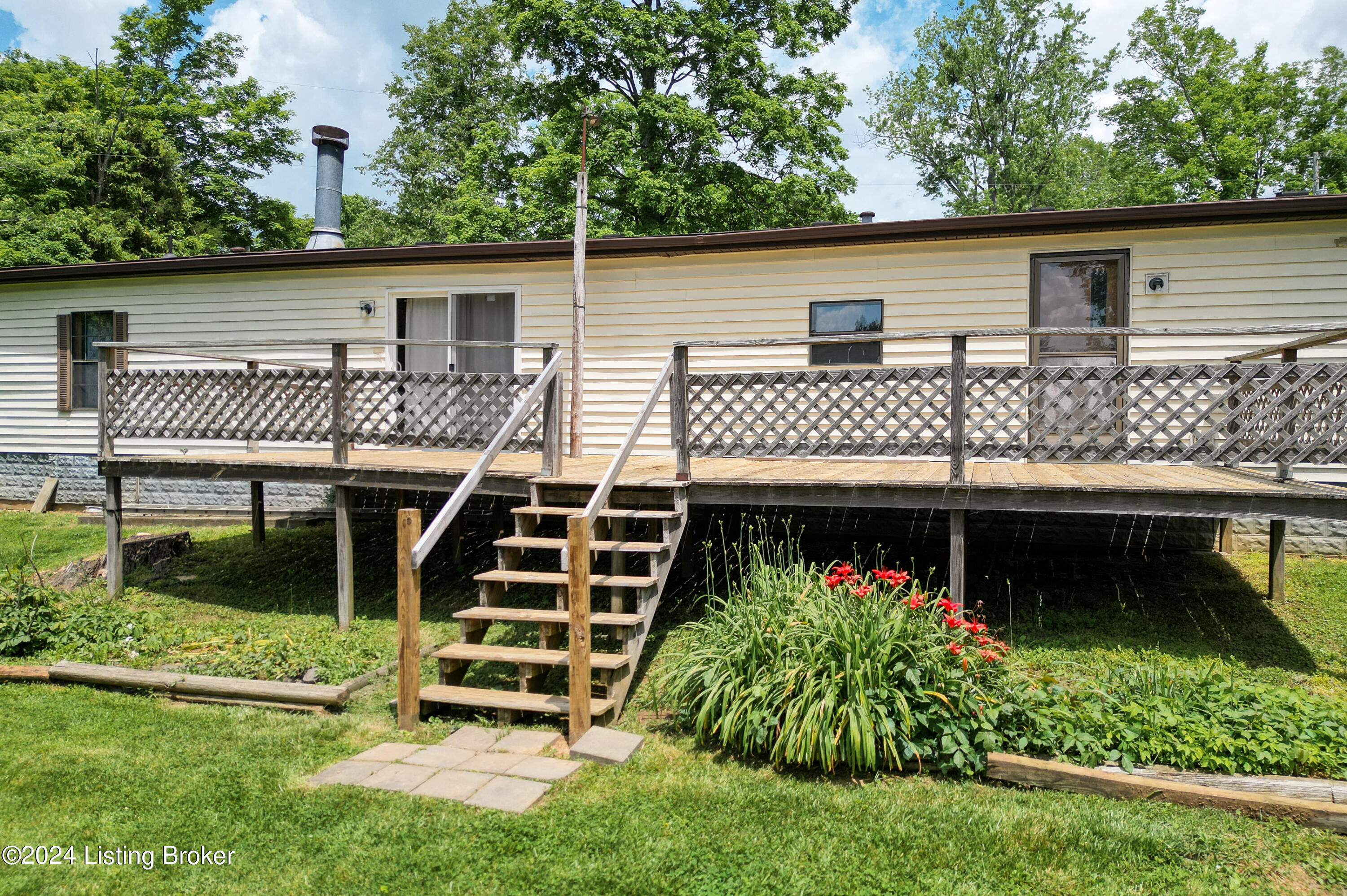 6008 New Cut Road Crestwood, KY 40014 - Photo 35 of 47 036 - 20240522 0918