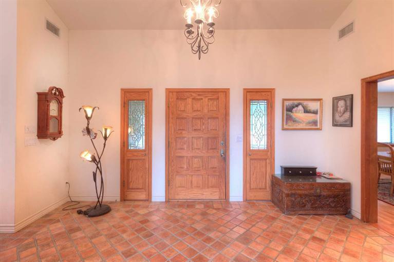 2300 Ladera Road Ojai, CA 93023 - Photo 9 of 23 Entry to Gallery.