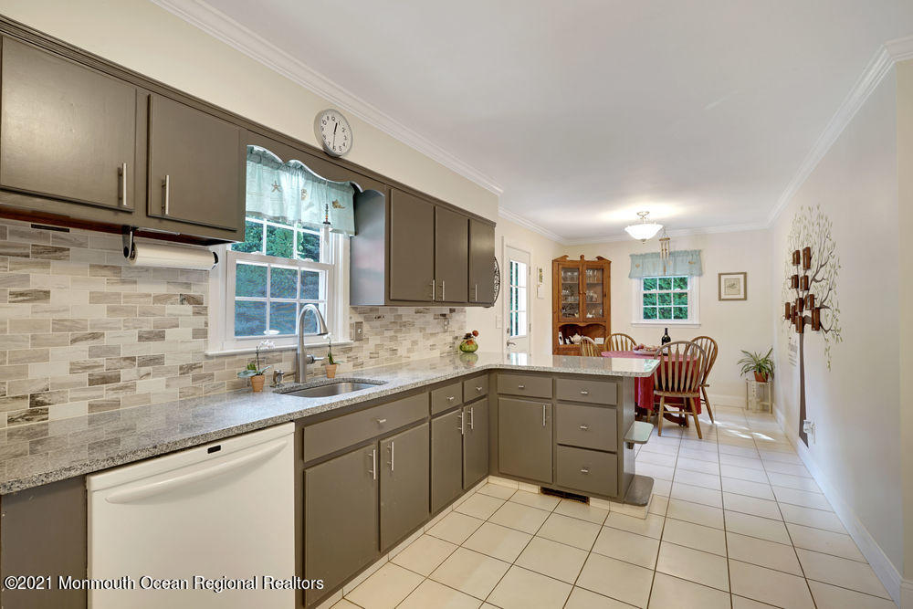 1310 Evans Road Wall, NJ 07719 - Photo 17 of 59 022_dsc04532-dsc04536