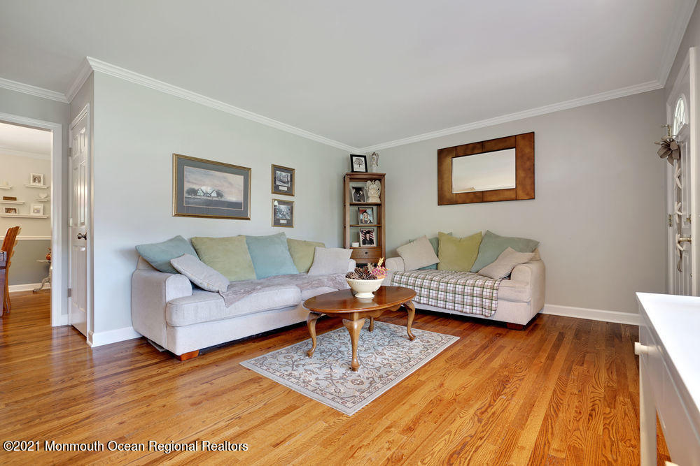 1310 Evans Road Wall, NJ 07719 - Photo 6 of 59 009_dsc04417-dsc04421