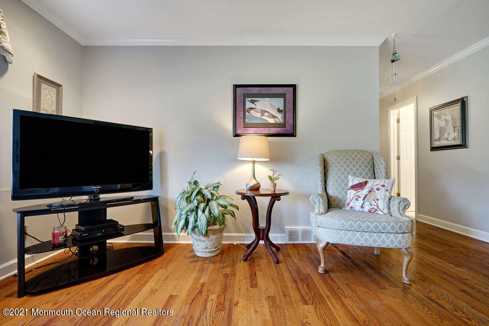 1310 Evans Road Wall, NJ 07719 - Photo 9 of 59 012_dsc04437-dsc04441