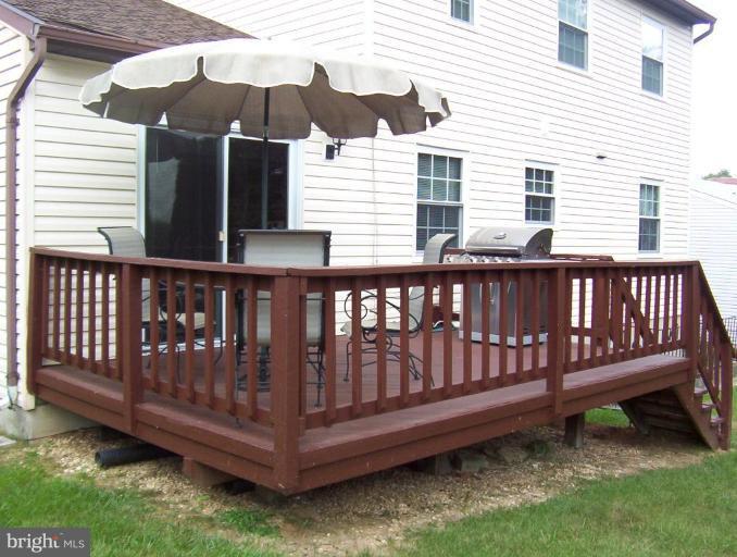 3817 Perryhurst Place Nottingham, MD 21236 - Photo 6 of 21 Deck